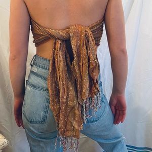 Versatile multicoloured scarf/wraparound